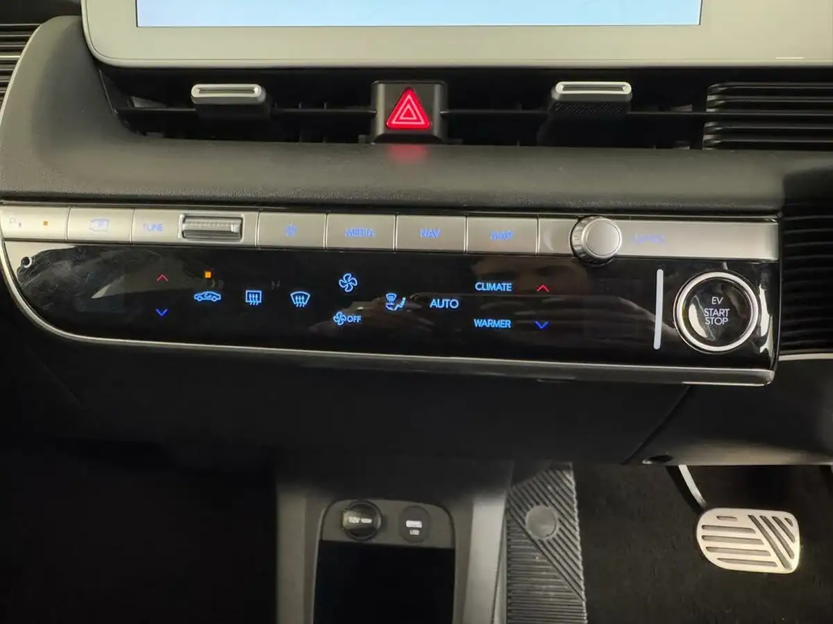 2021-hyundai-ioniq-5-e-ultimate-217ps-73kwh-rwd-big-33