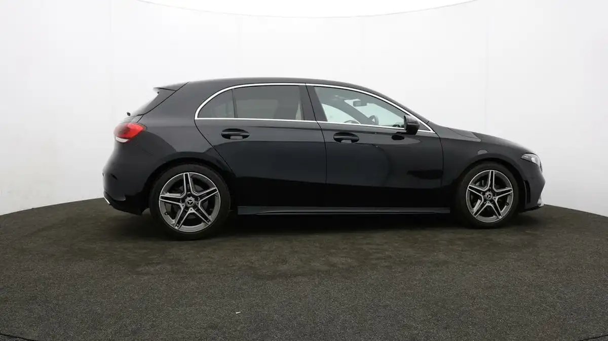 2019-mercedes-benz-a-class-13-a200-amg-line-executive-hatchback-5d-7g-dct-big-35