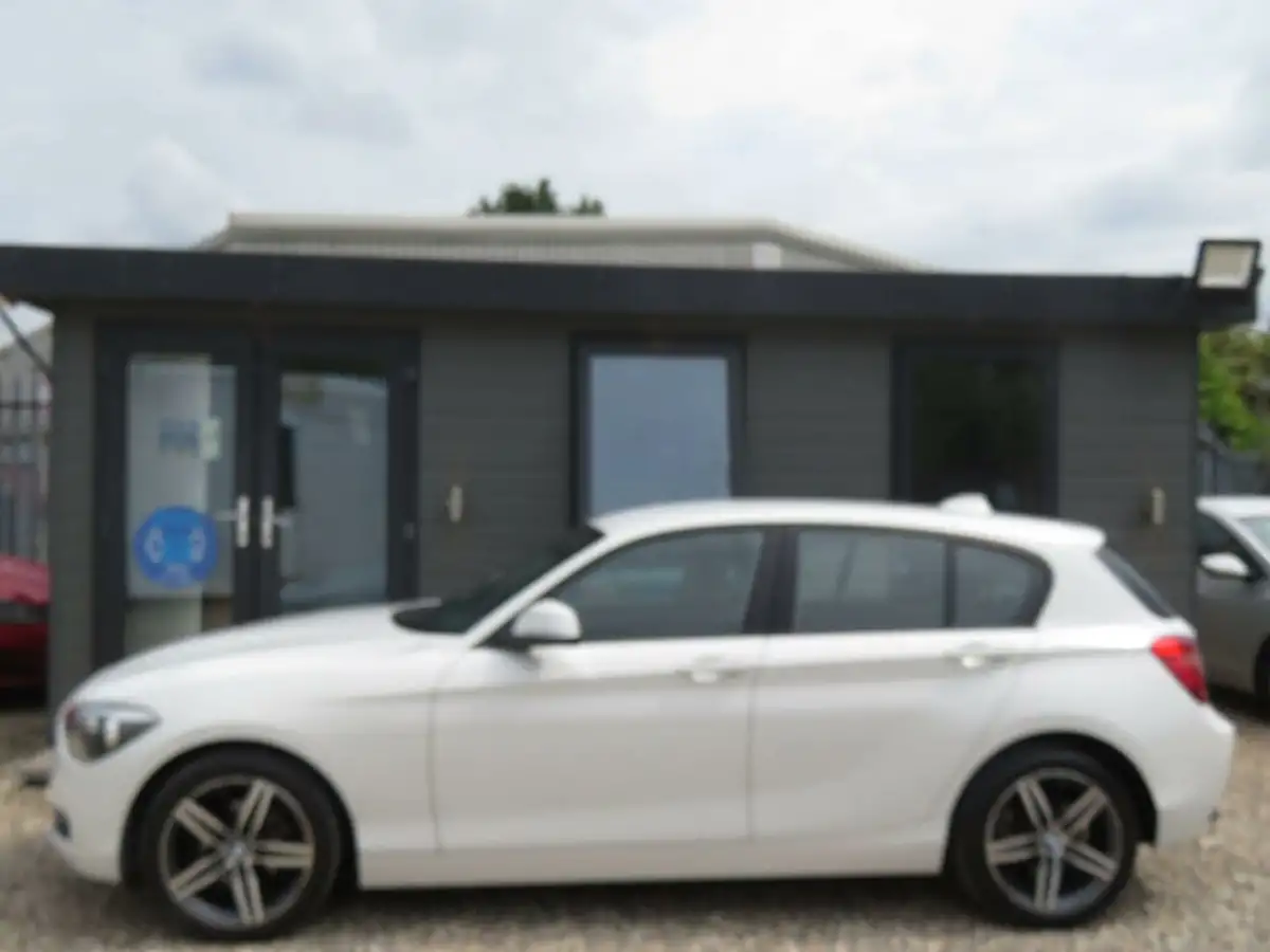2014-bmw-1-series-20td-116d-sport-116bhp-ss-sports-hatch-5d-big-6
