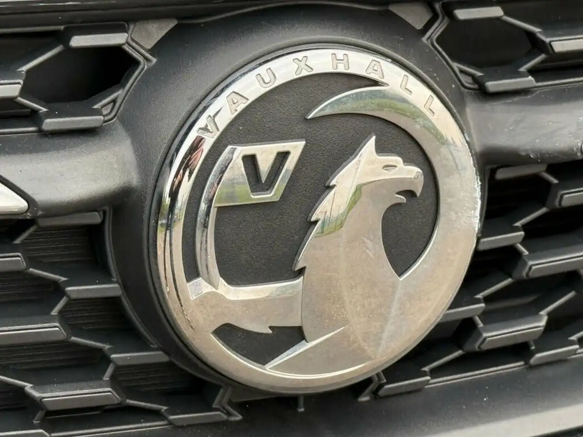2021-vauxhall-corsa-12i-griffin-edition-big-39