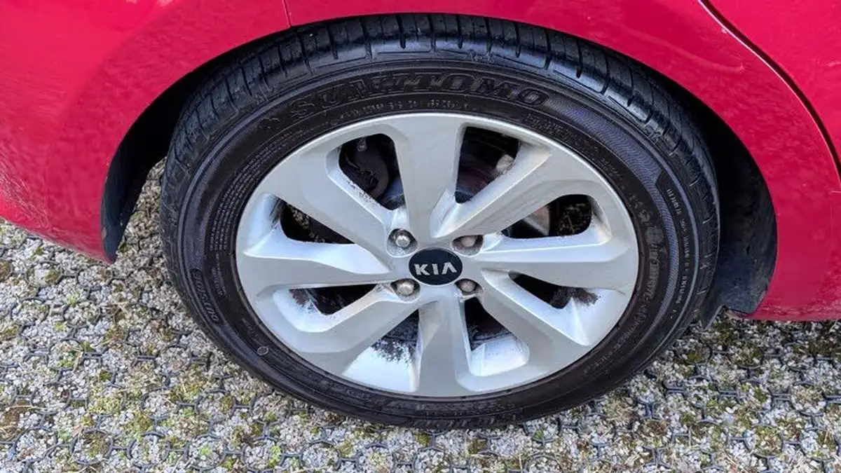 2015-kia-rio-125-2-5d-big-34