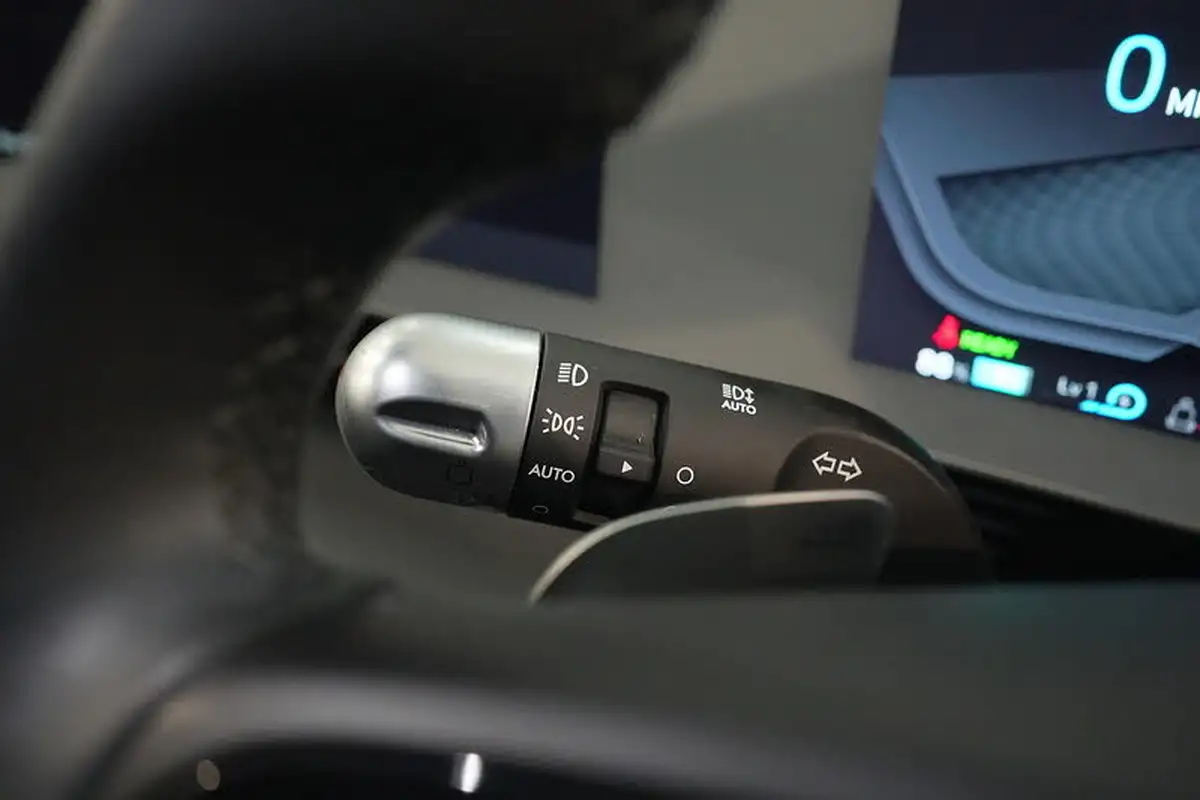 2023-hyundai-ioniq-5-e-premium-228ps-77kwh-rwd-big-40