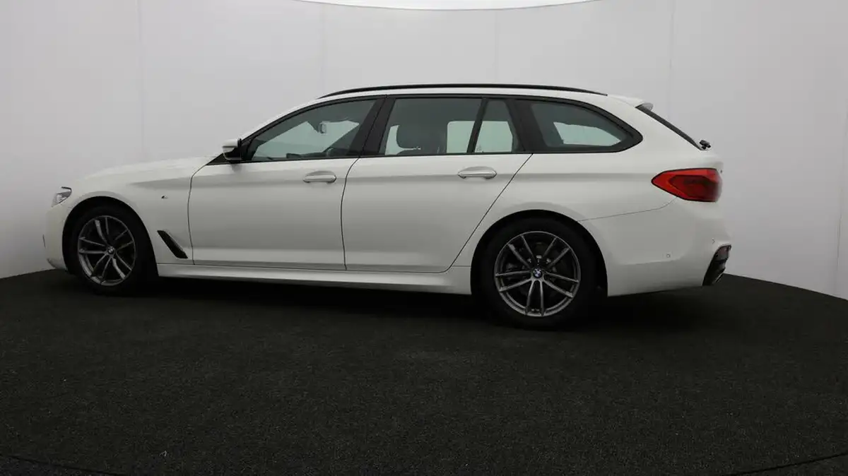 2018-bmw-5-series-20td-520d-m-sport-188bhp-xdrive-touring-5d-big-65