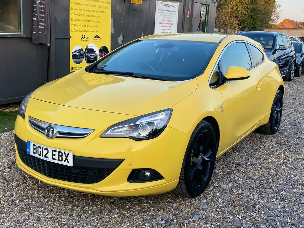 2012-vauxhall-astra-gtc-20td-sri-20cdti-16v-big-2