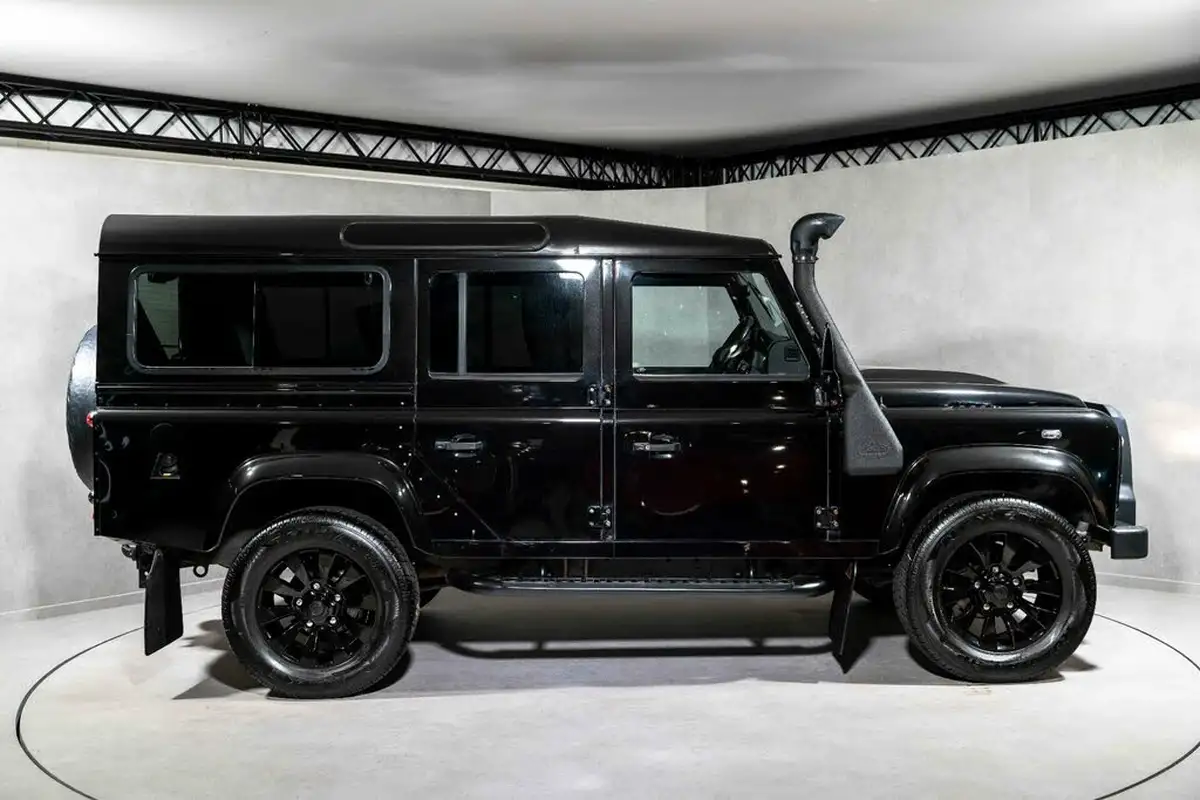 2016-land-rover-110-defender-22td-xs-22i-station-wagon-5-drs-big-6