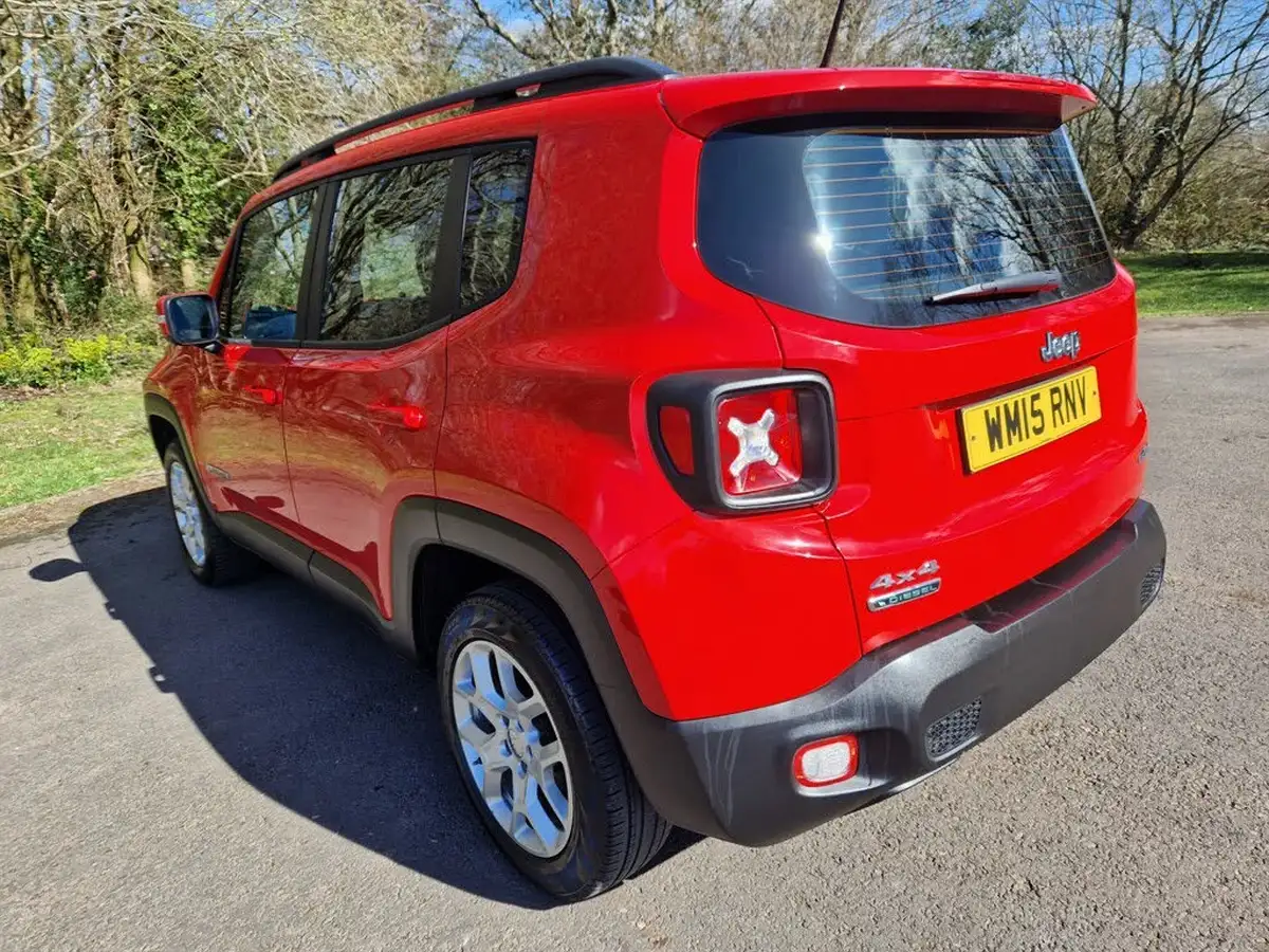 2015-jeep-renegade-20td-longitude-big-19