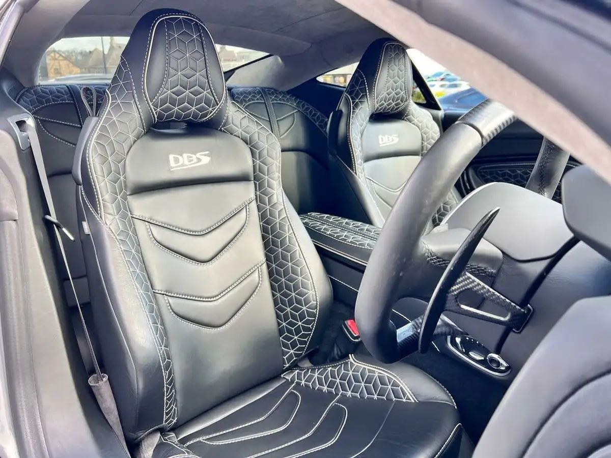 2021-aston-martin-dbs-52-v12-superleggera-big-8