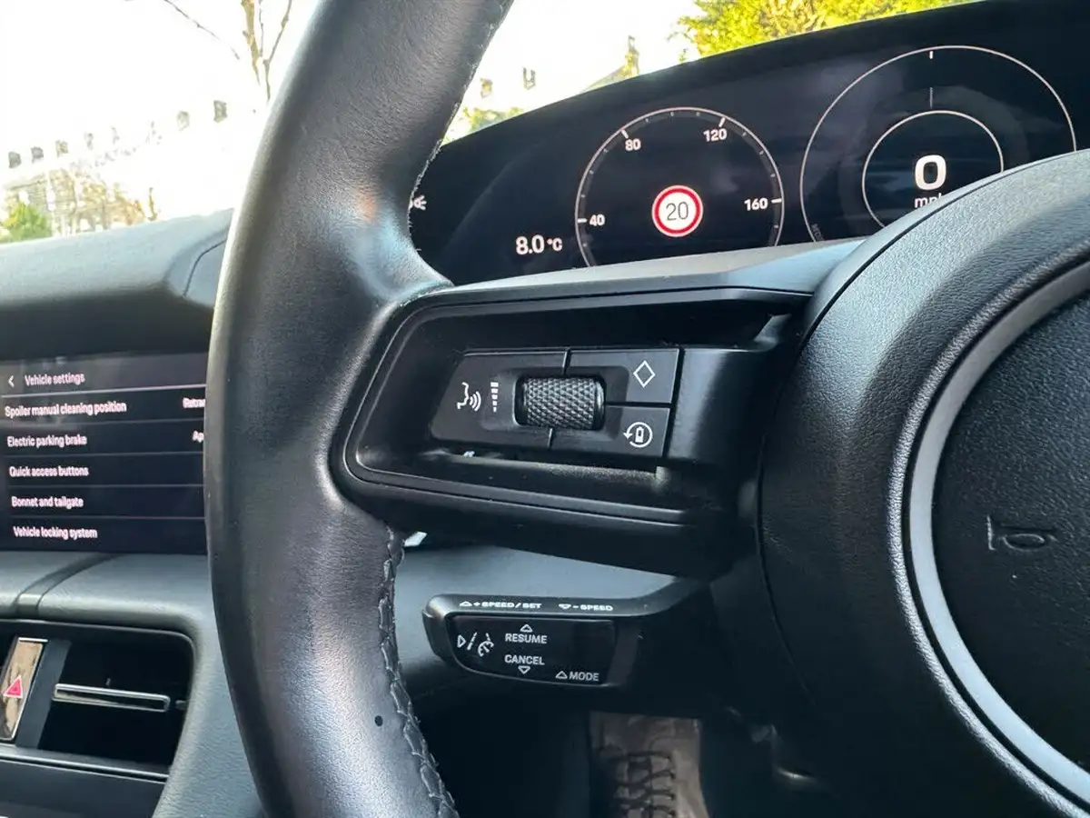 2020-porsche-taycan-e-4s-571ps-performance-battery-plus-big-22