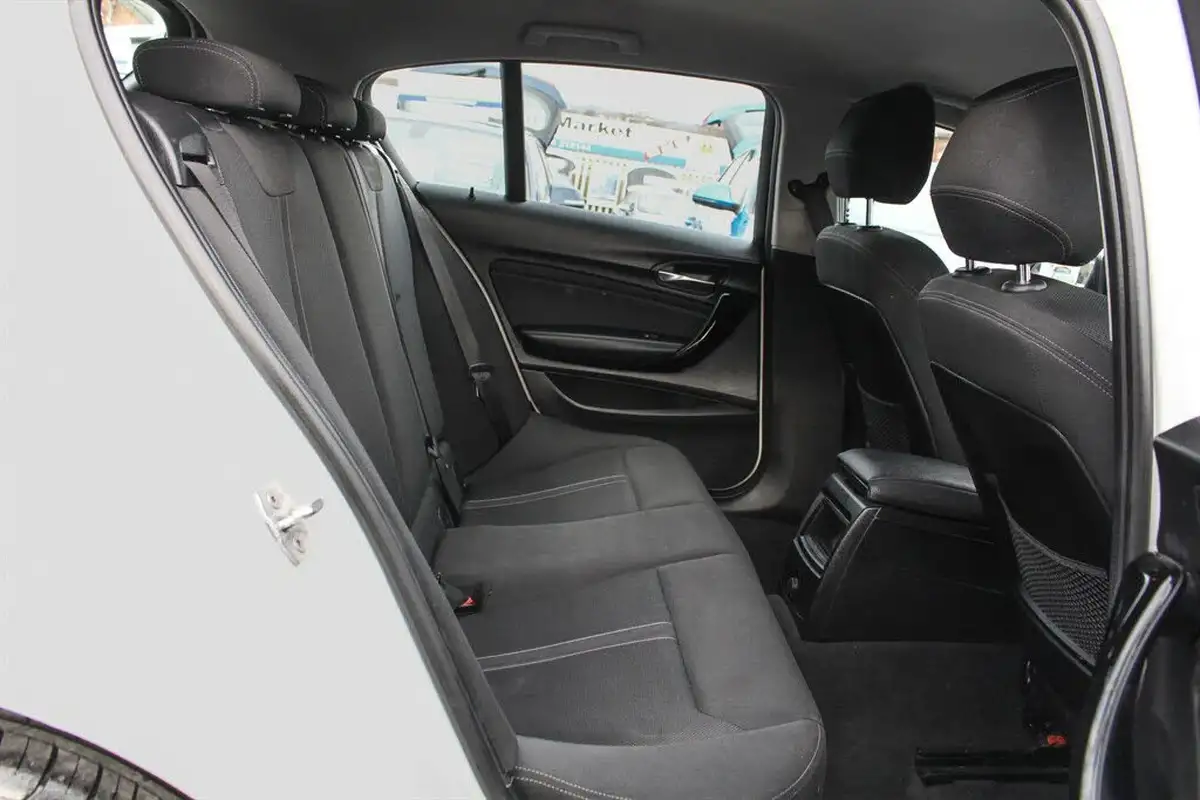 2016-bmw-1-series-15-118i-sport-5d-big-32