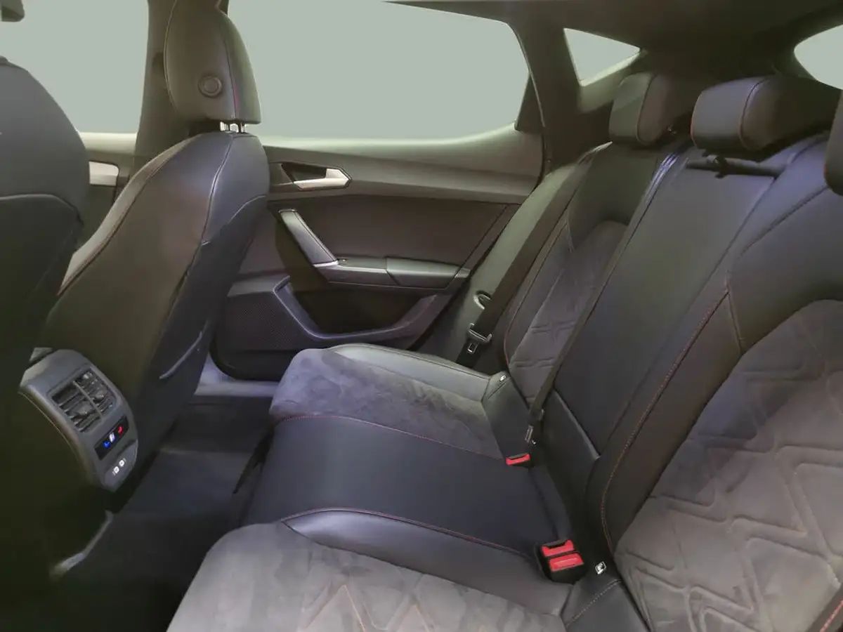 2022-seat-leon-15-tsi-evo-fr-sport-150ps-hatchback-big-24