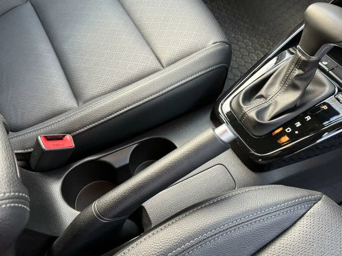 2018-kia-rio-14-3-big-64