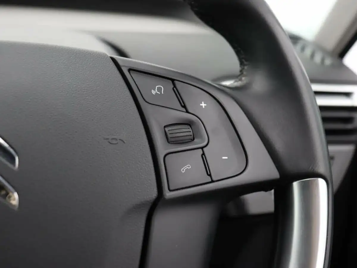 2022-citroen-grand-c4-spacetourer-15bluehdi-sense-big-15