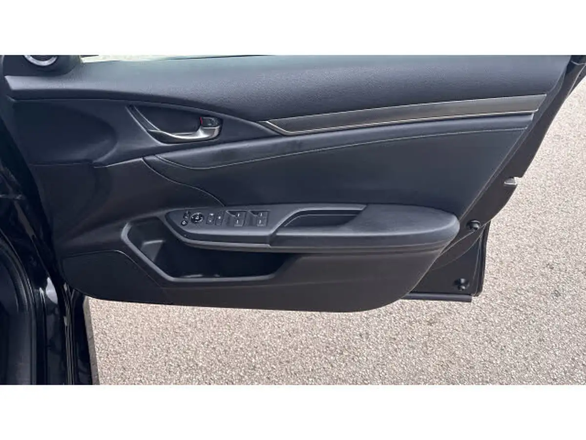 2018-honda-civic-15-vtec-turbo-prestige-ss-big-23