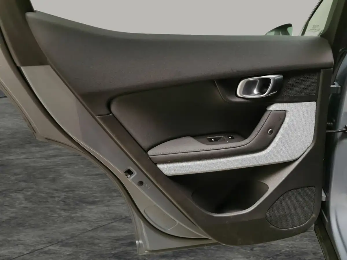 2022-polestar-polestar-2-big-22