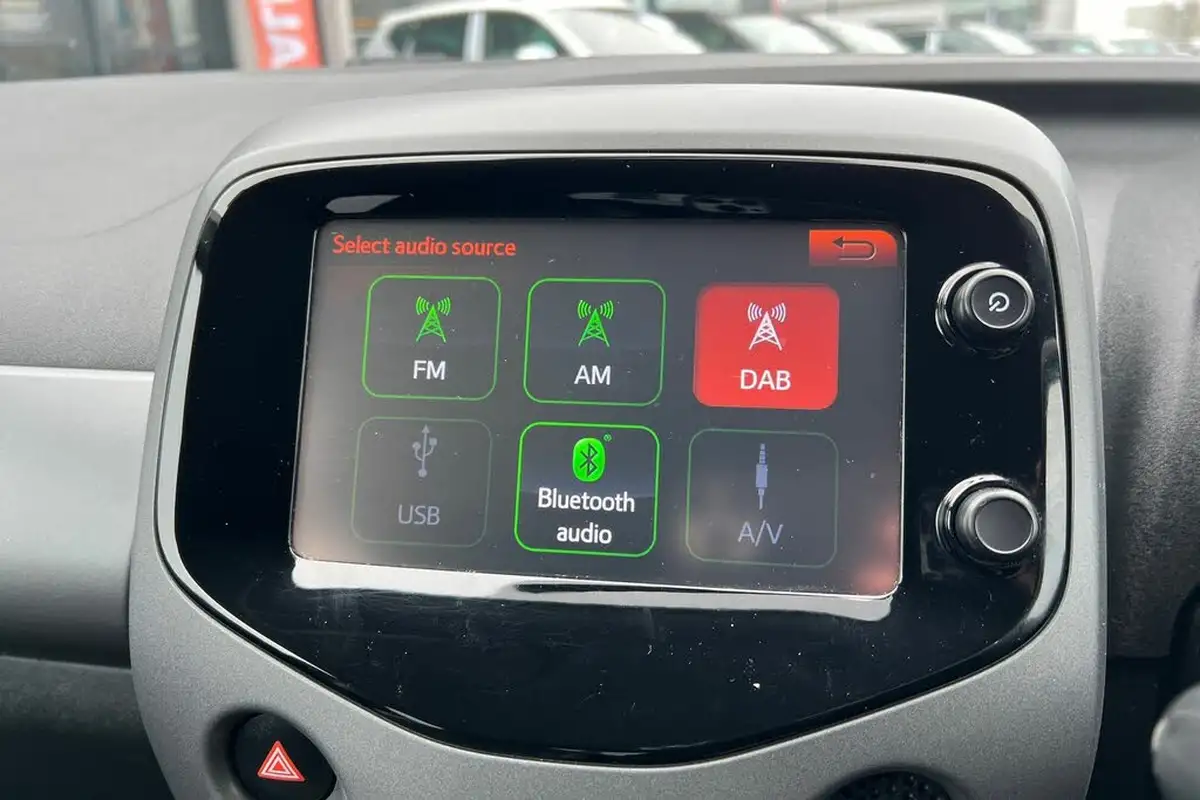 2018-toyota-aygo-10-vvt-i-x-plore-big-28