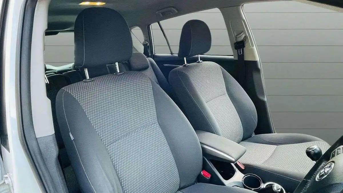 2014-toyota-verso-16-icon-big-15