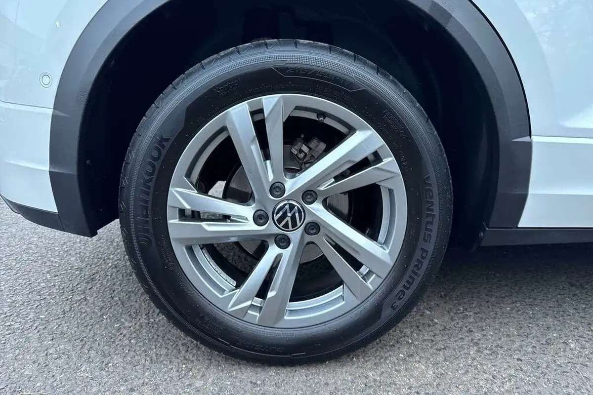 2022-volkswagen-t-roc-15-tsi-r-line-hatchback-5d-dsg-big-37