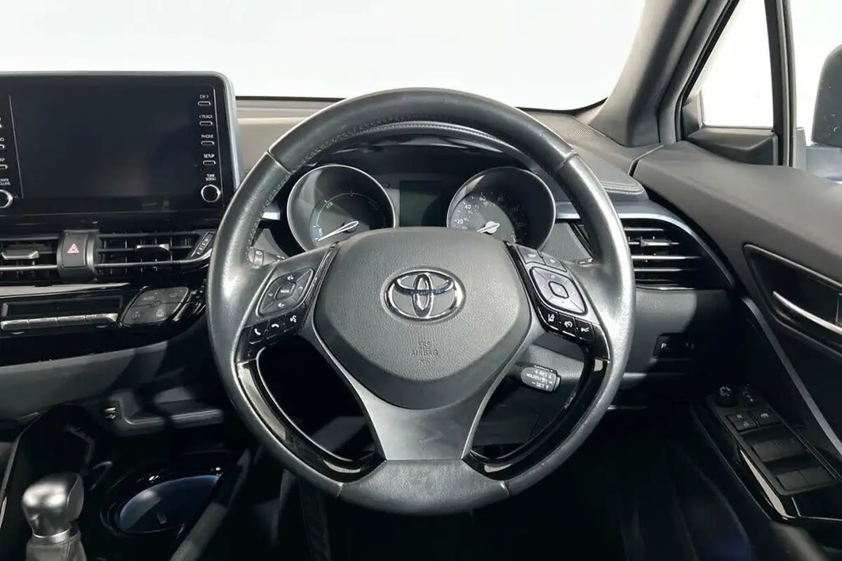 2021-toyota-c-hr-18-vvt-i-design-big-18