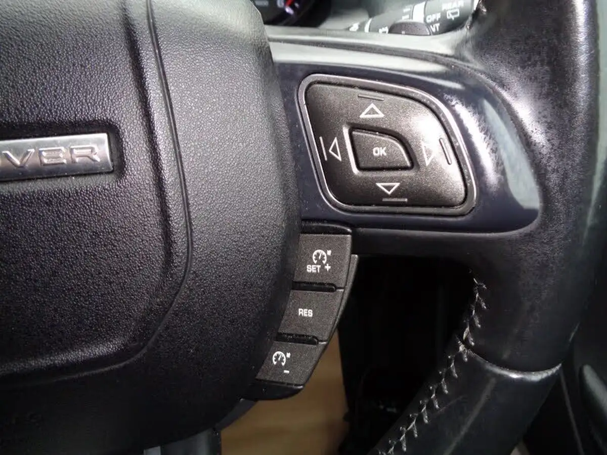 2015-land-rover-range-rover-evoque-22sd4-pure-tech-hatchback-5d-auto-big-21