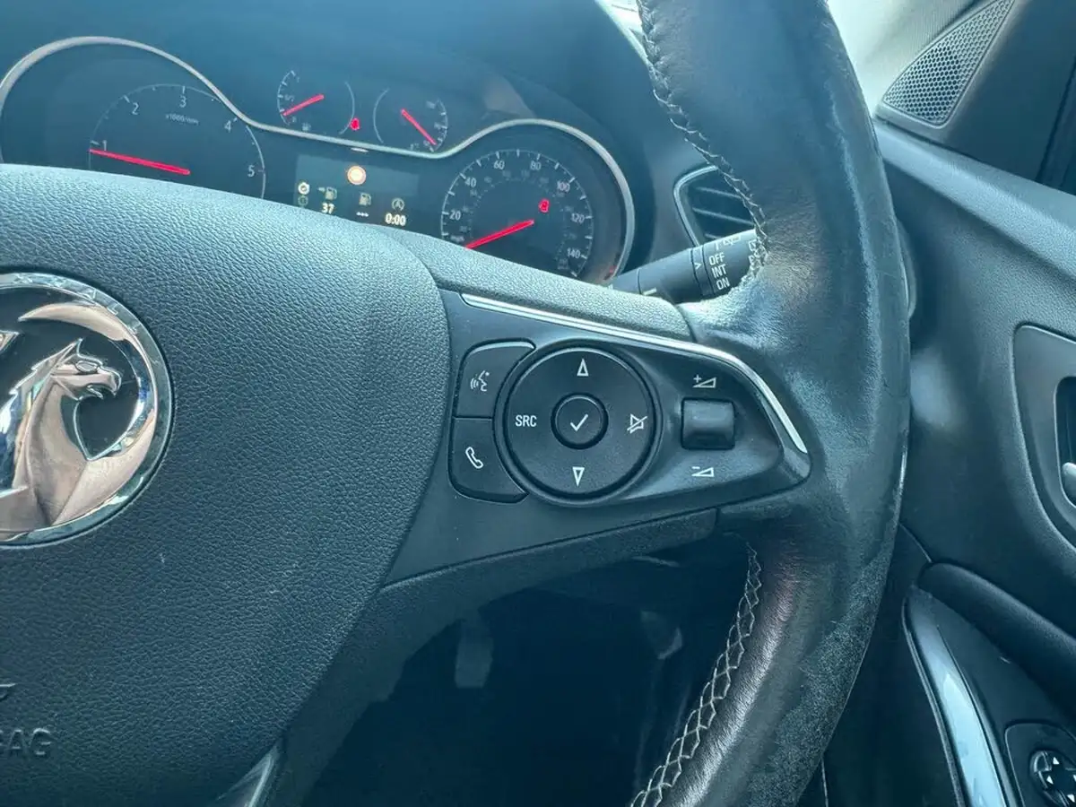 2019-vauxhall-grandland-x-15td-elite-nav-ss-blueinjection-big-21