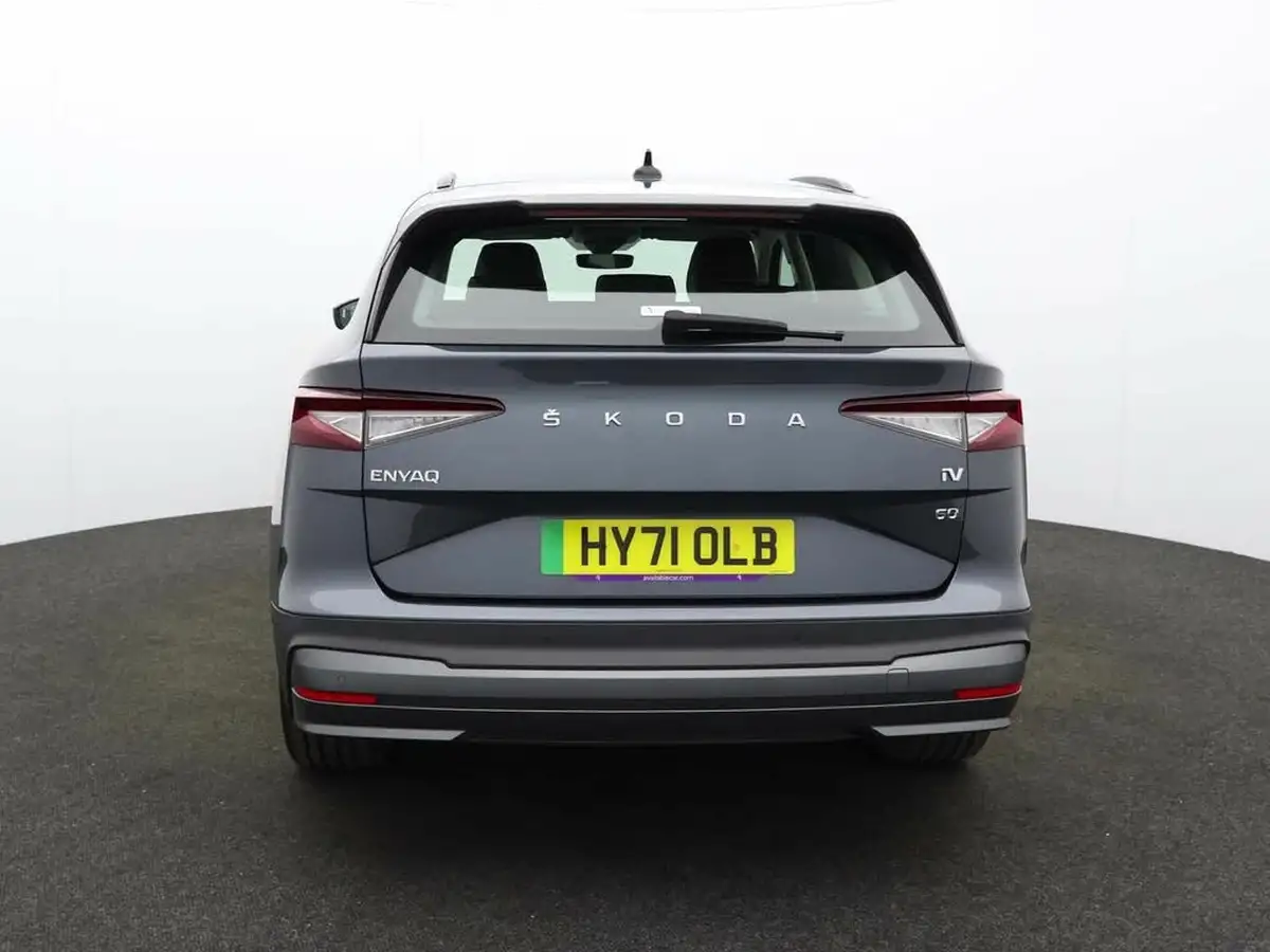 2021-skoda-enyaq-e-60-62-kwh-big-2