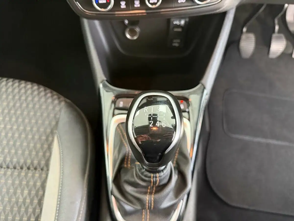 2020-vauxhall-crossland-x-12i-elite-nav-big-42