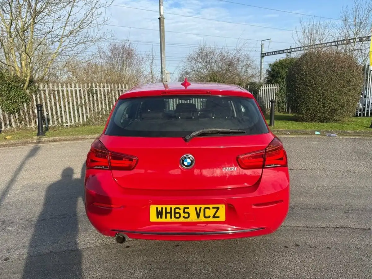 2015-bmw-1-series-15-118i-sport-5d-auto-big-8