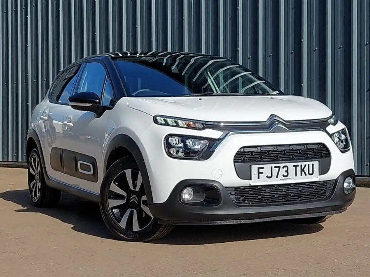 2023-citroen-c3-12-puretech-plus-110ps-eat6-big-0