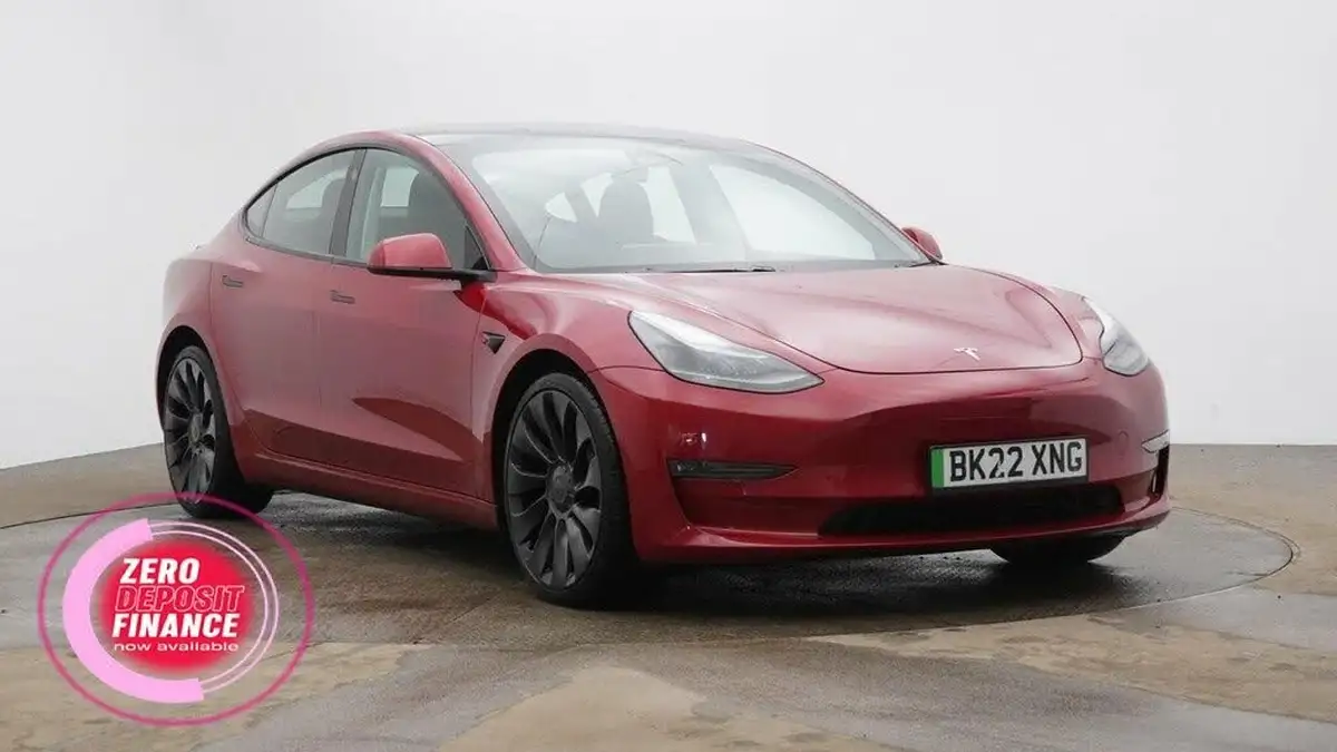 2022-tesla-model-3-e-performance-big-0