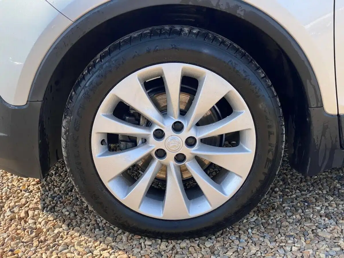 2015-vauxhall-mokka-17cdti-se-fwd-auto-big-11
