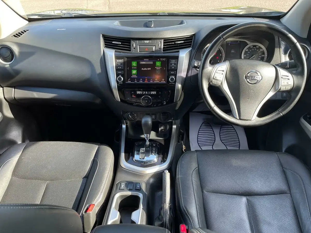 2021-nissan-navara-23dci-tt-tekna-8-navileather-auto-big-31