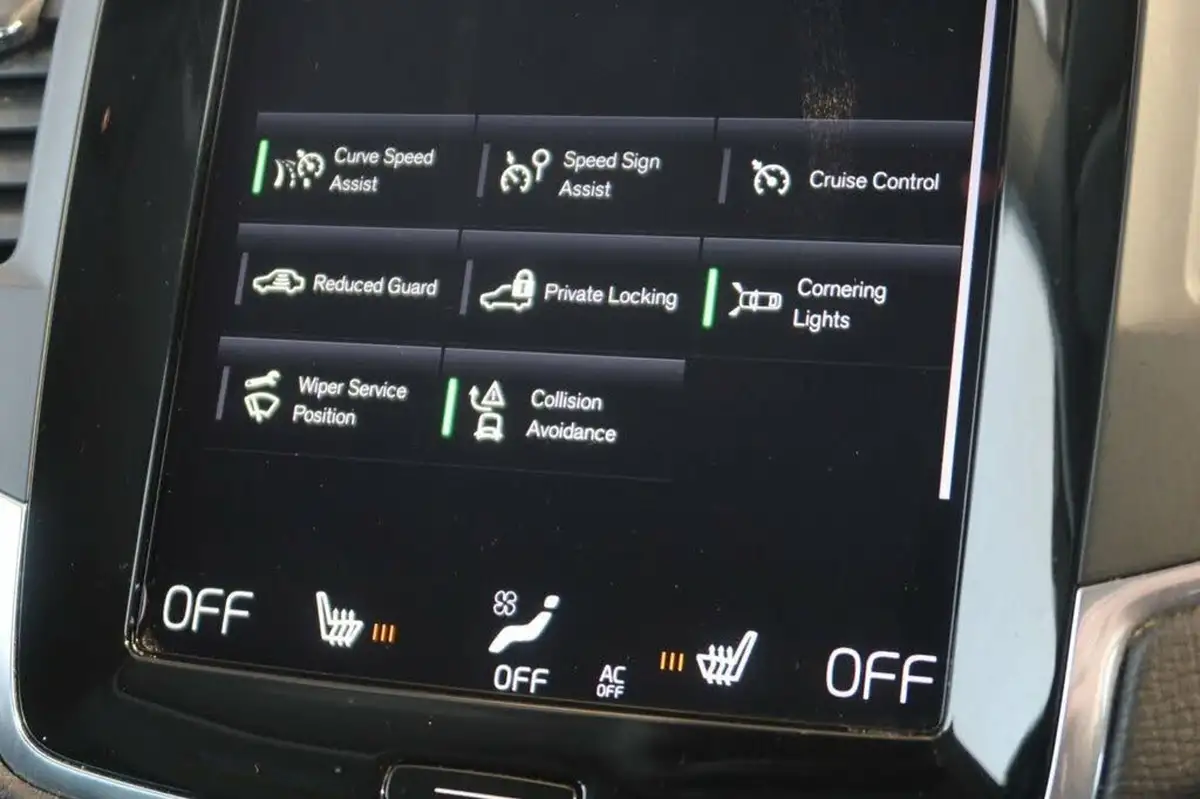 2021-volvo-xc90-20td-b5-momentum-big-28
