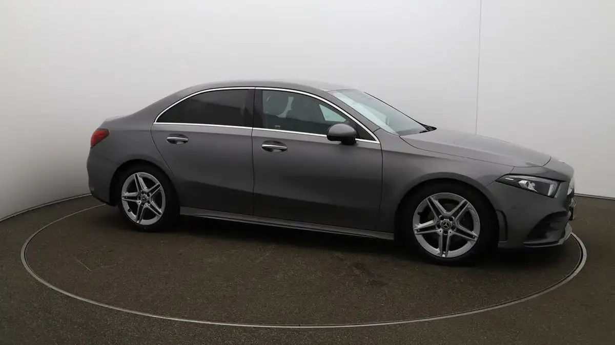 2019-mercedes-benz-a-class-15d-a180d-amg-line-premium-saloon-4d-7g-dct-big-37