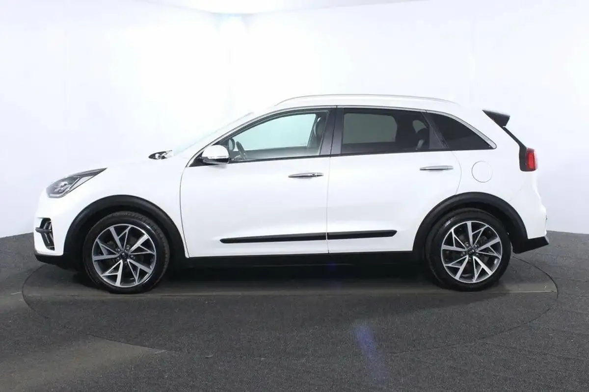 2020-kia-niro-16-gdi-4-big-3