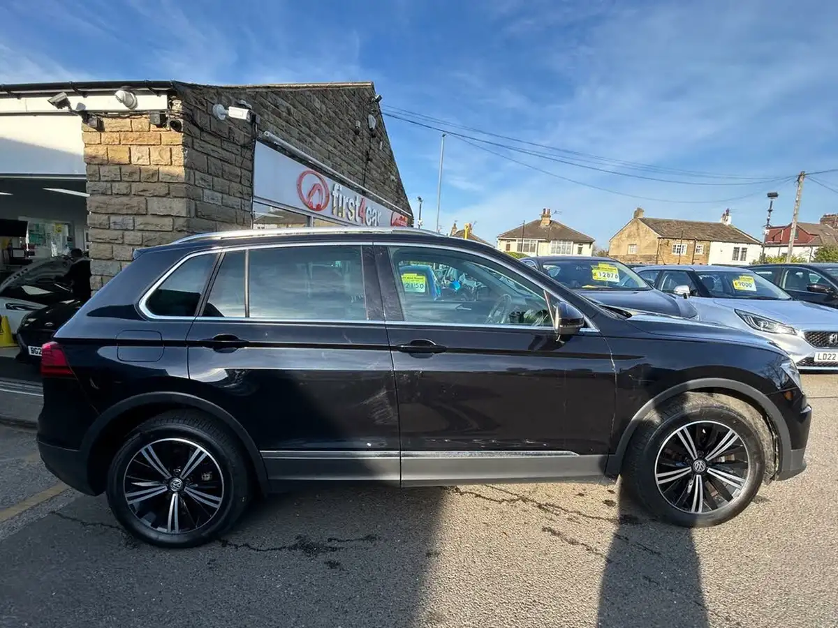 2018-volkswagen-tiguan-20tdi-se-navigation-150ps-scr-big-9