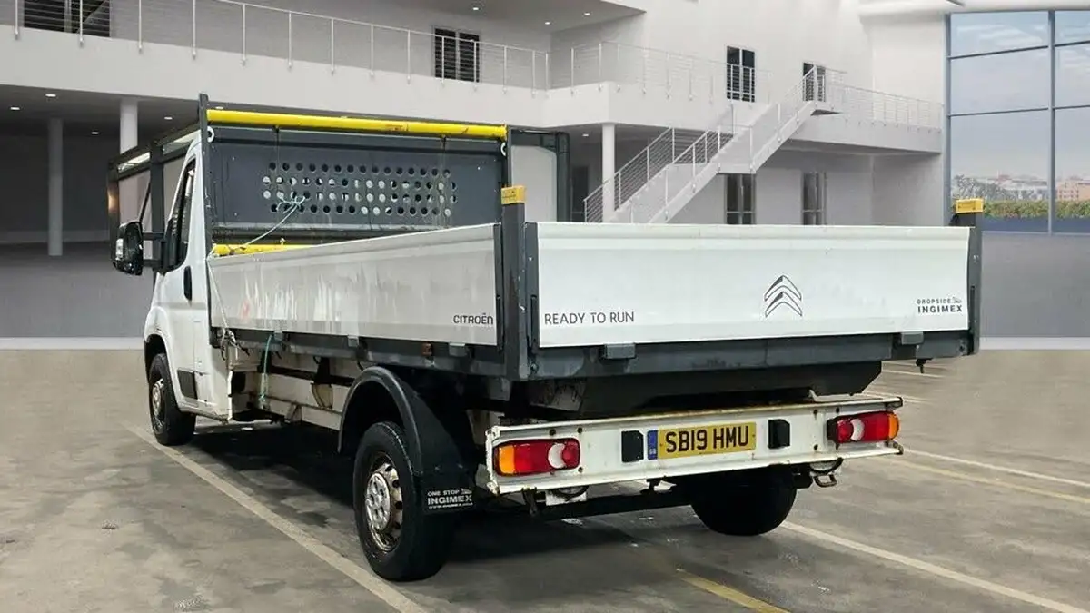 2019-citroen-relay-20bluehdi-plus-35-l3-rtr-dropside-big-3
