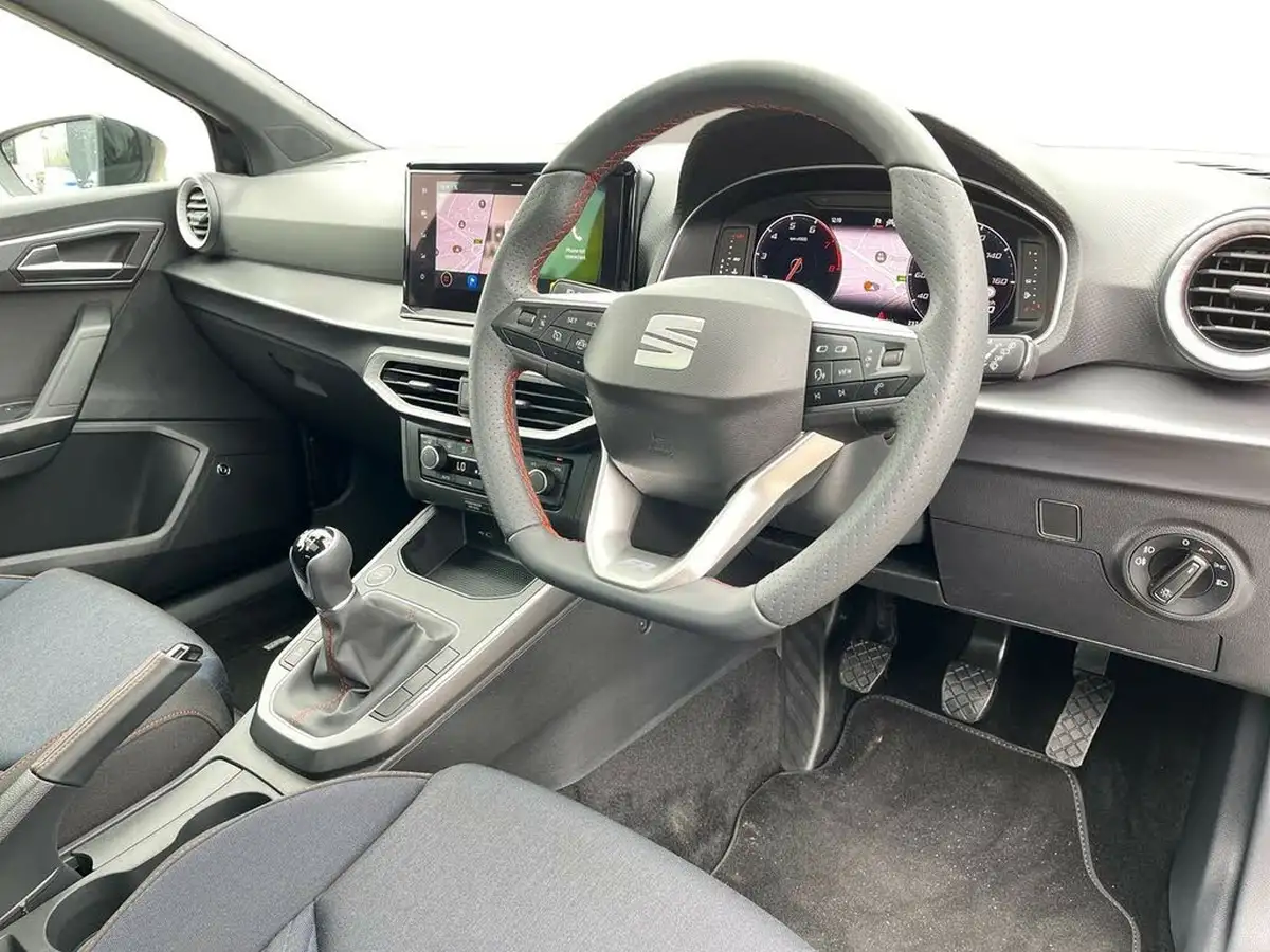 2024-seat-ibiza-10-tsi-anniversary-limited-edition-115ps-big-4