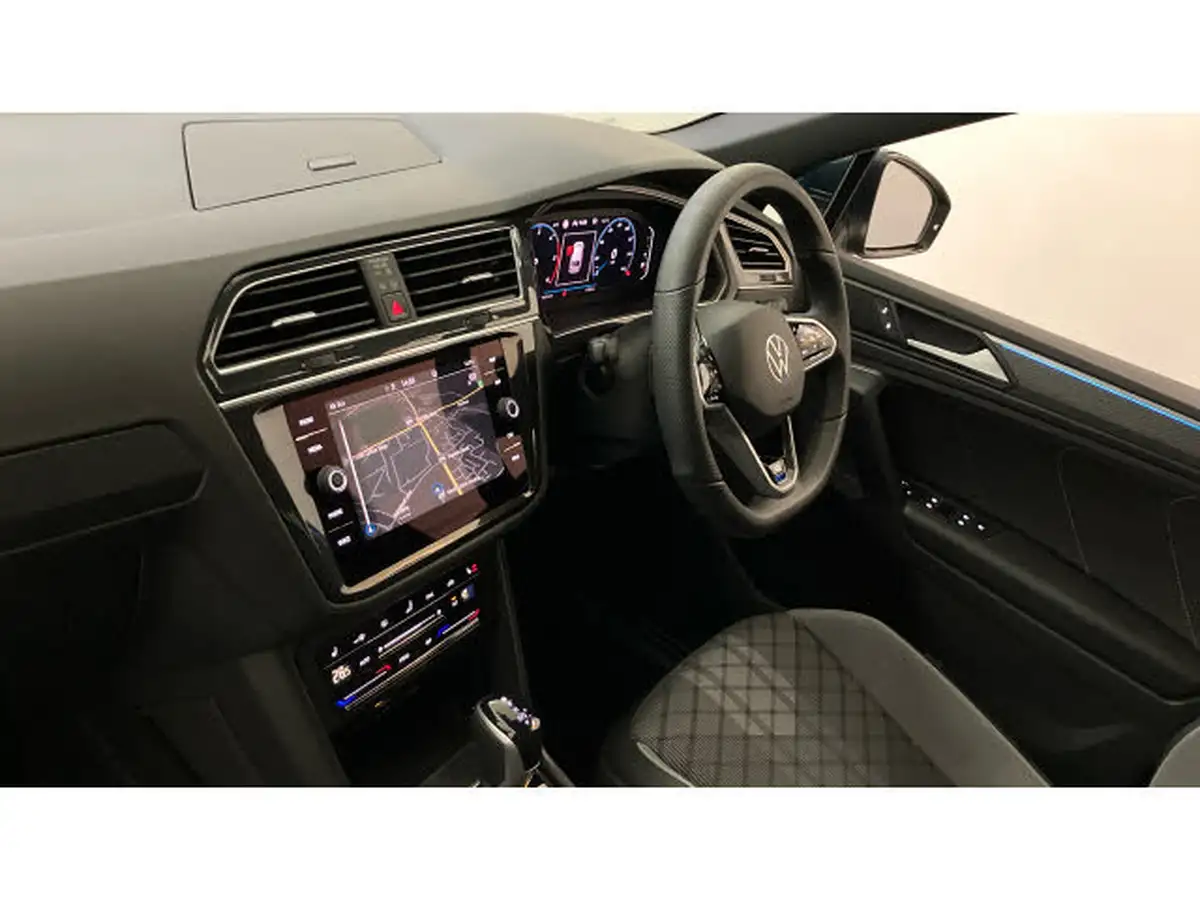 2024-volkswagen-tiguan-20tdi-r-line-edition-big-1