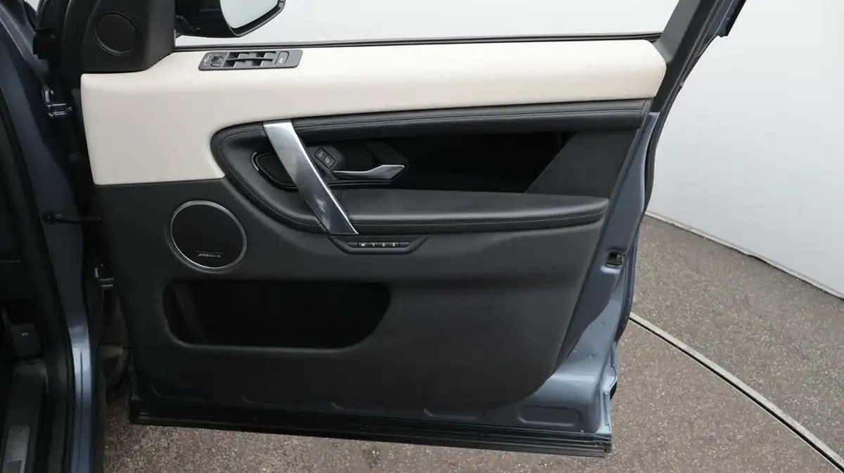 2020-land-rover-discovery-sport-20-d180-hse-big-15