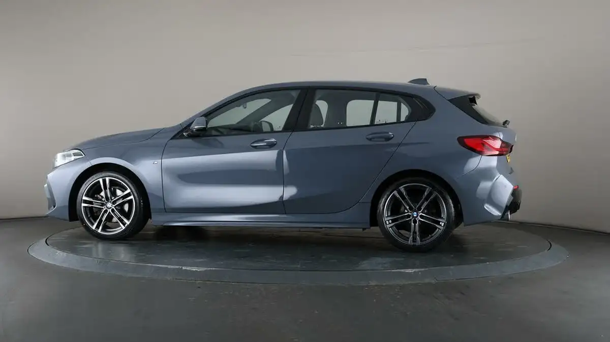 2021-bmw-1-series-15-118i-m-sport-dct-big-28