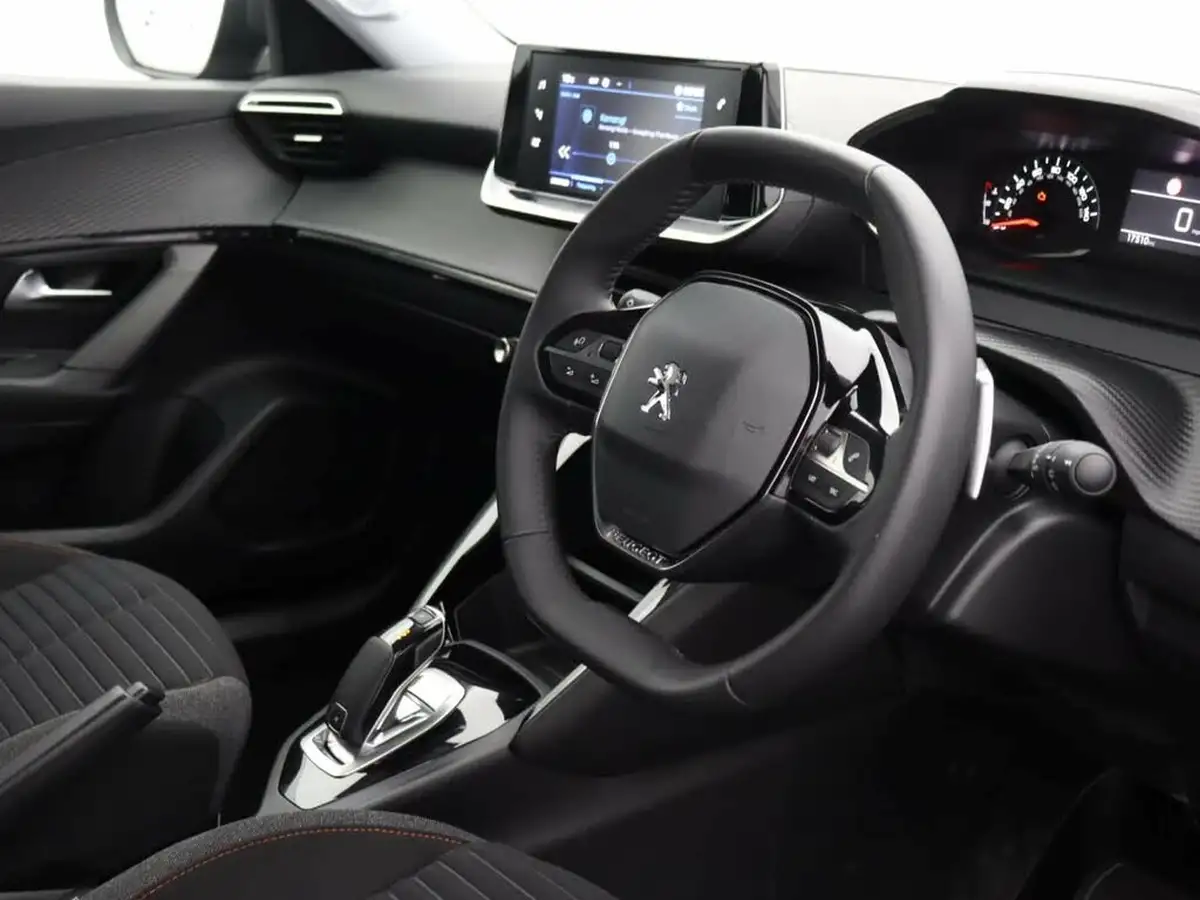2021-peugeot-2008-suv-12-puretech-active-premium-130bhp-eat8-big-5