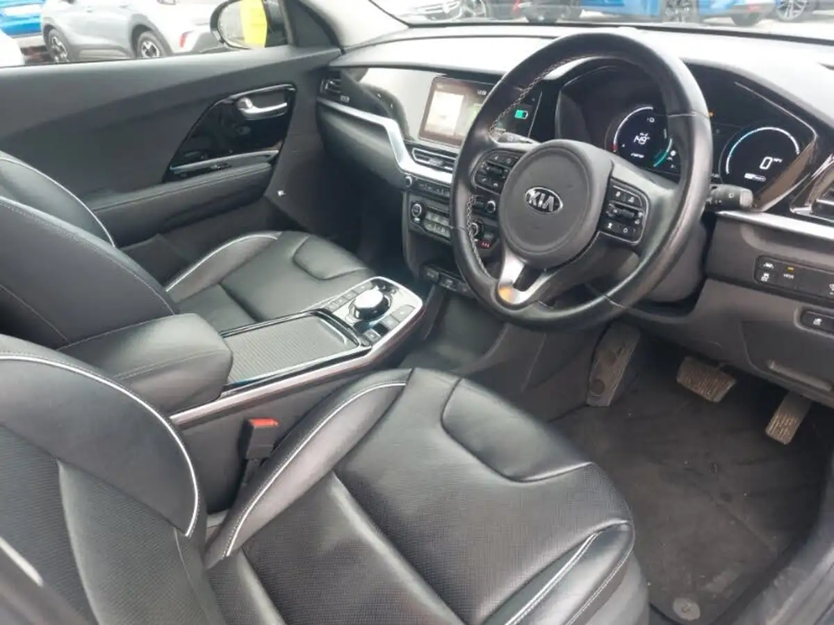 2020-kia-e-niro-ev-4-big-17
