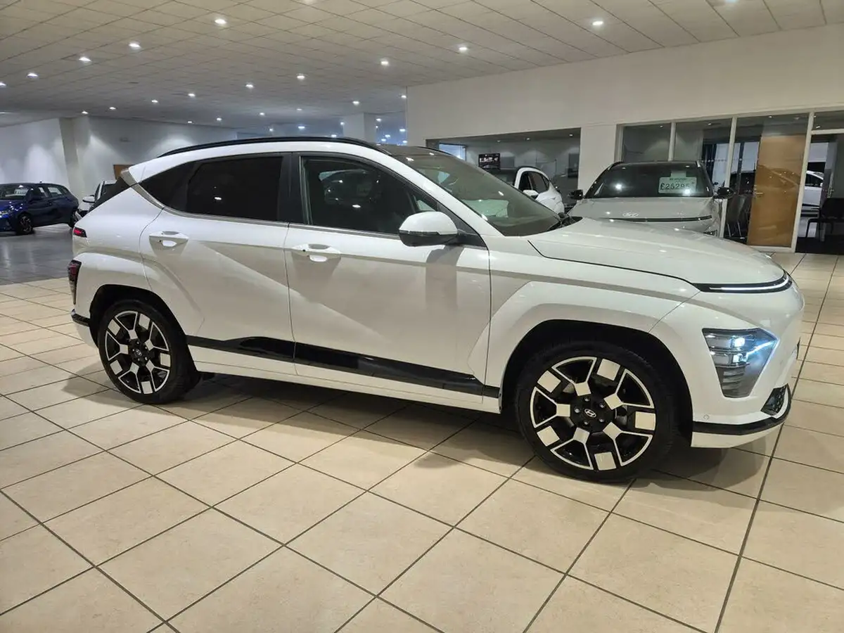 2024-hyundai-kona-e-ultimate-218ps-65kwh-big-4