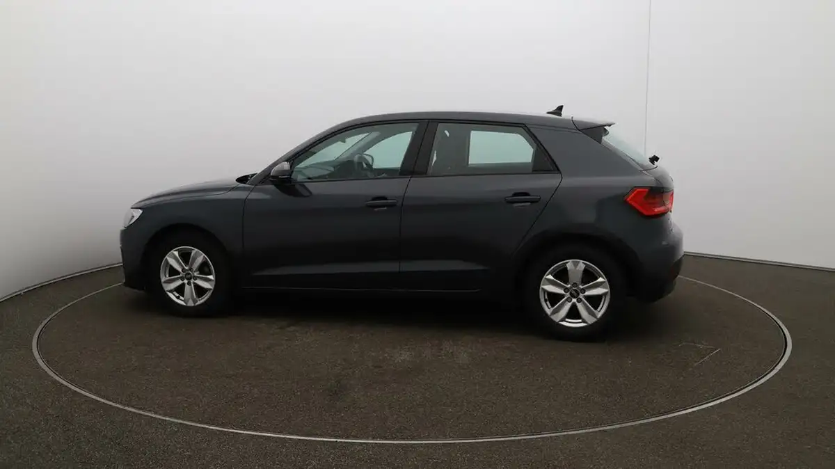 2022-audi-a1-10-30-tfsi-technik-big-55