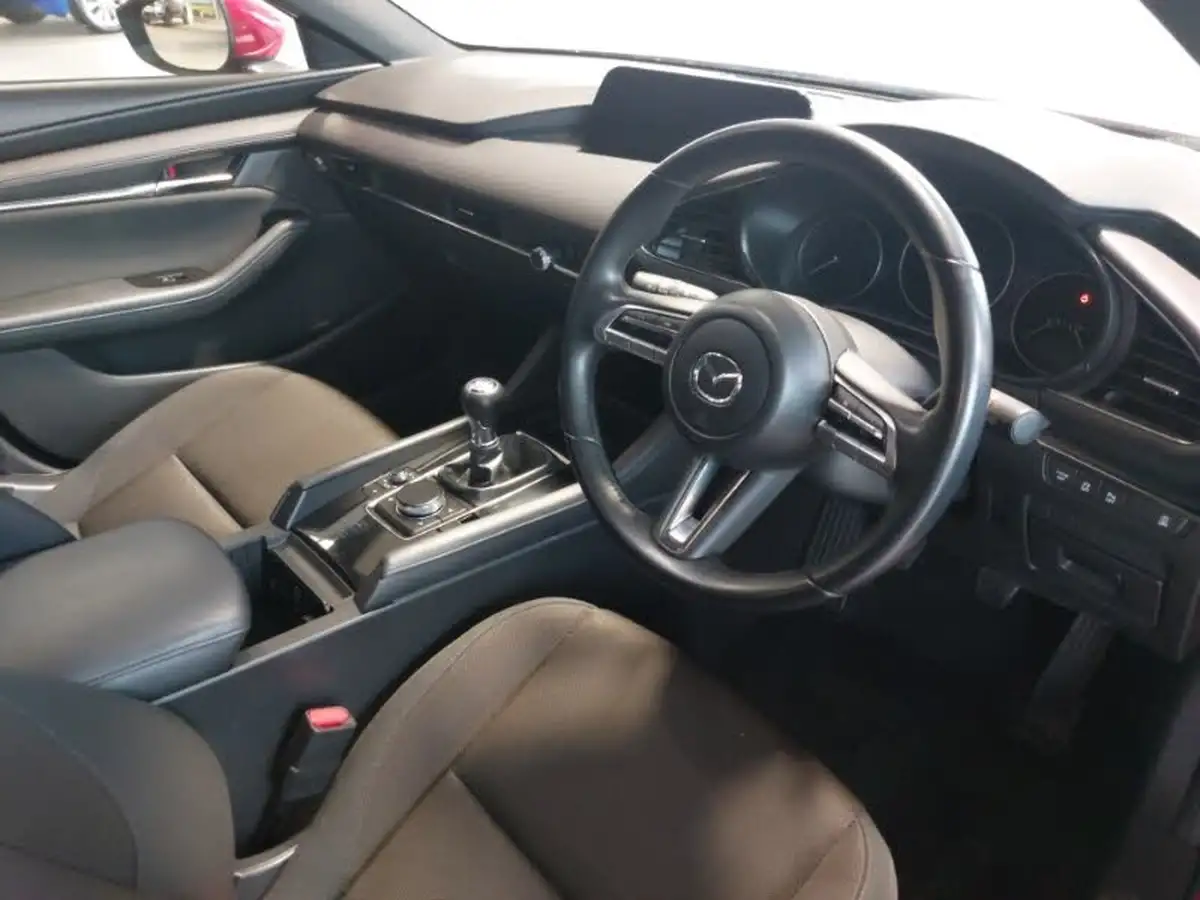 2022-mazda-mazda3-20-se-l-lux-122ps-hatchback-5d-big-10