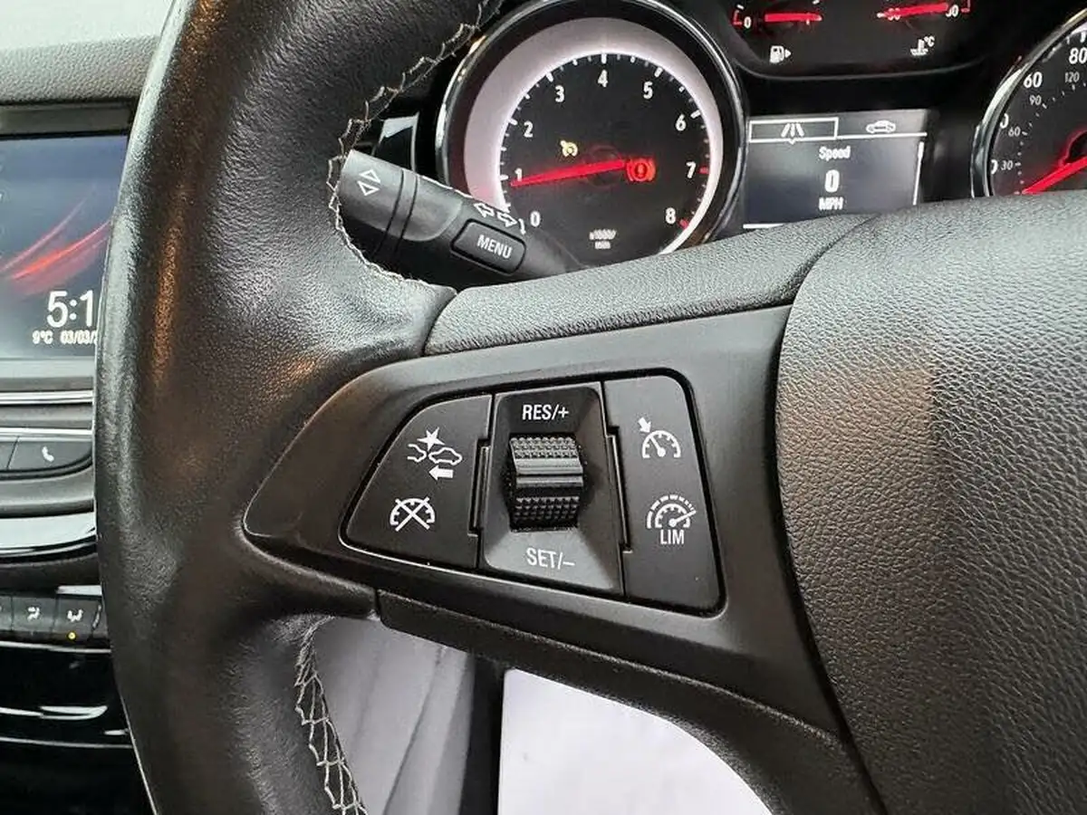 2018-vauxhall-astra-14i-sri-hatchback-big-13