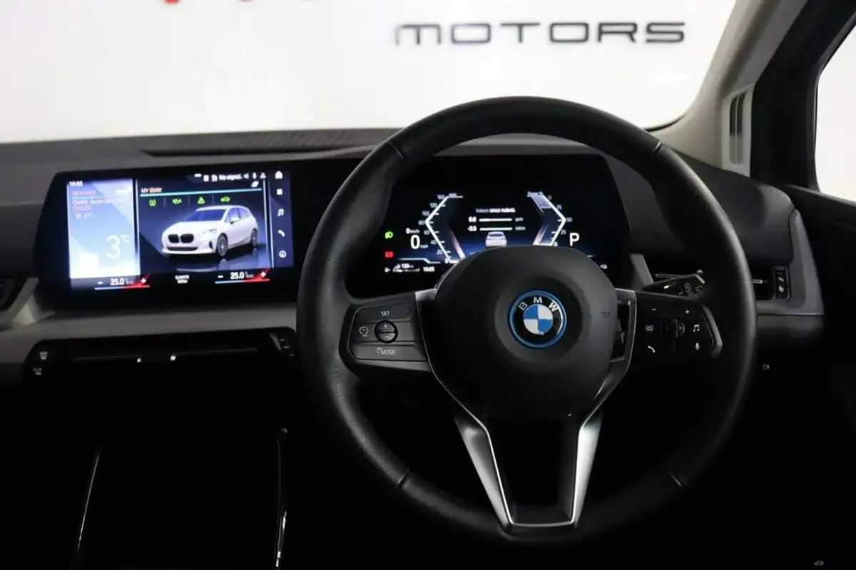 2023-bmw-2-series-15-225e-xdrive-sport-big-14
