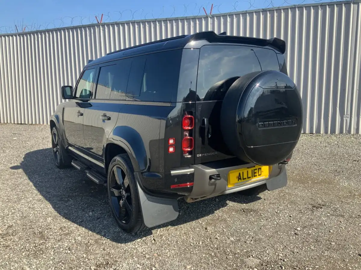 2024-land-rover-110-defender-30-d350-x-dynamic-se-big-5