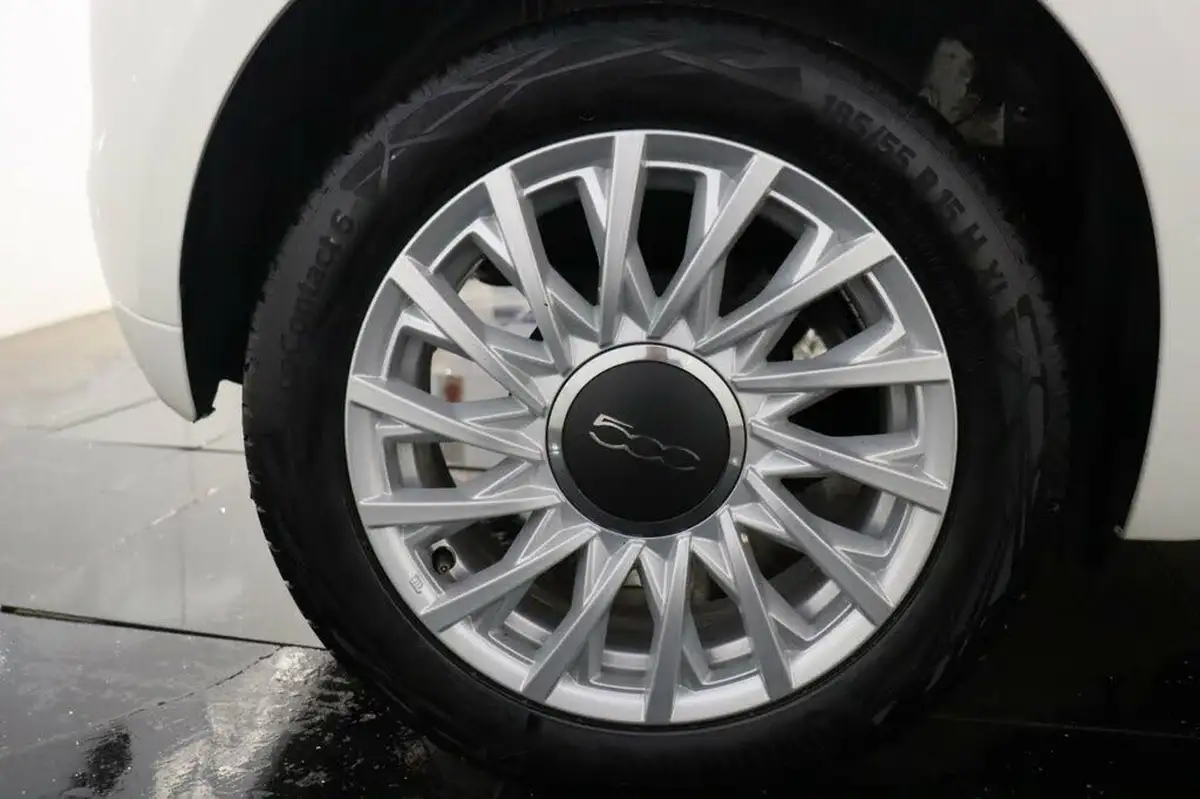 2022-fiat-500-10-dolcevita-big-33