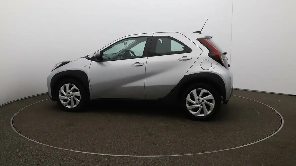 2023-toyota-aygo-x-10-vvt-i-pure-big-56